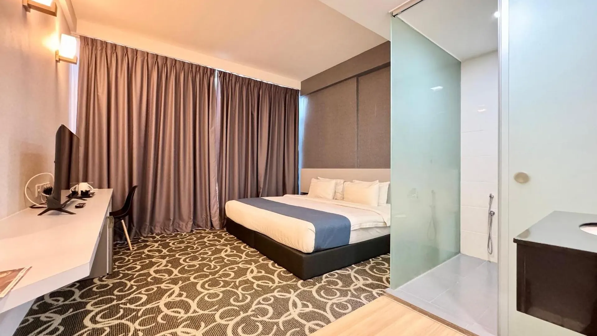 Kingston Hotel 13 - Penang Hills Formerly Known As Deview Hotel Ayer Itam 3*,  Malaysia